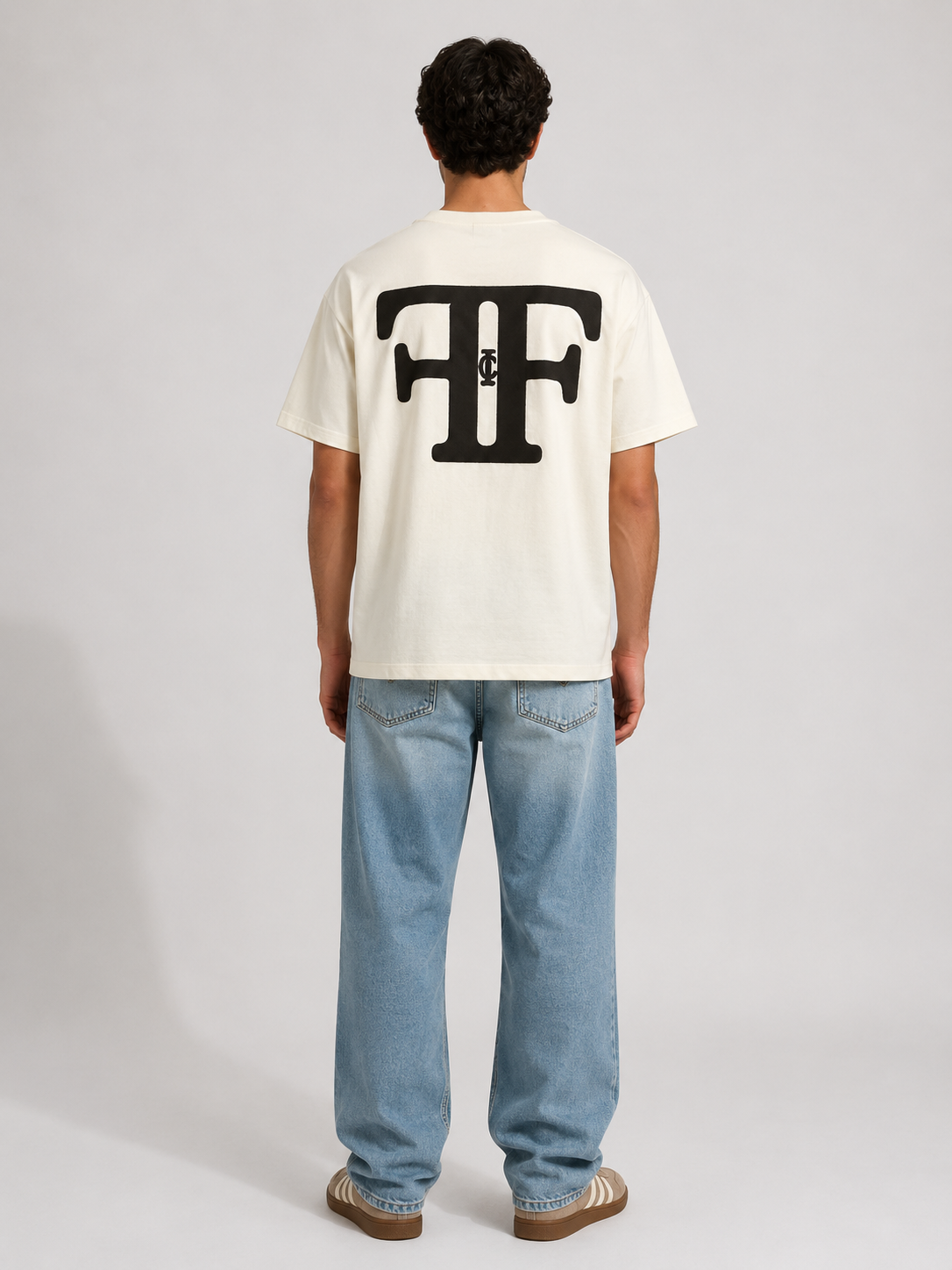 Signature logo embroidered T-shirt